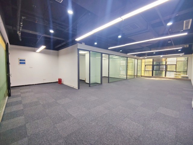 商丘麦吉丽眼线笔